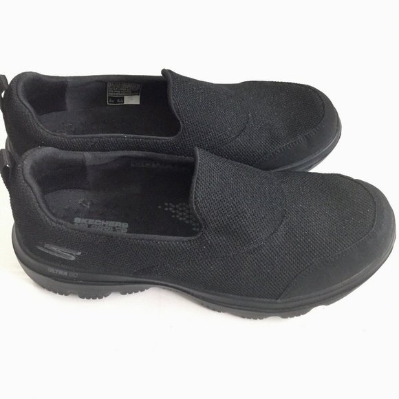 15730 skechers
